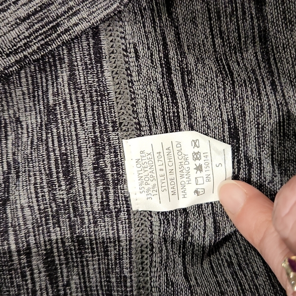 Prolific Health Ombre Yoga pants, Size Small - Picture 2 of 3